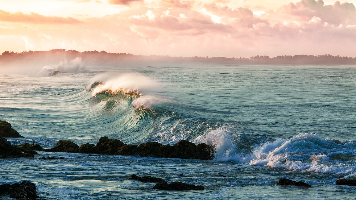 Harnessing the power of the ocean for clean energy production